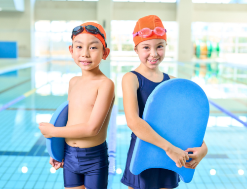 Wann ist mein Kind ein sicherer Schwimmer?